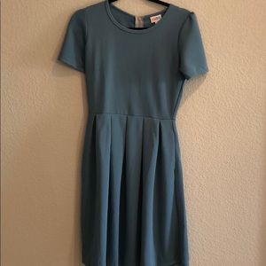 LuLaRoe Small Amelia Dress
